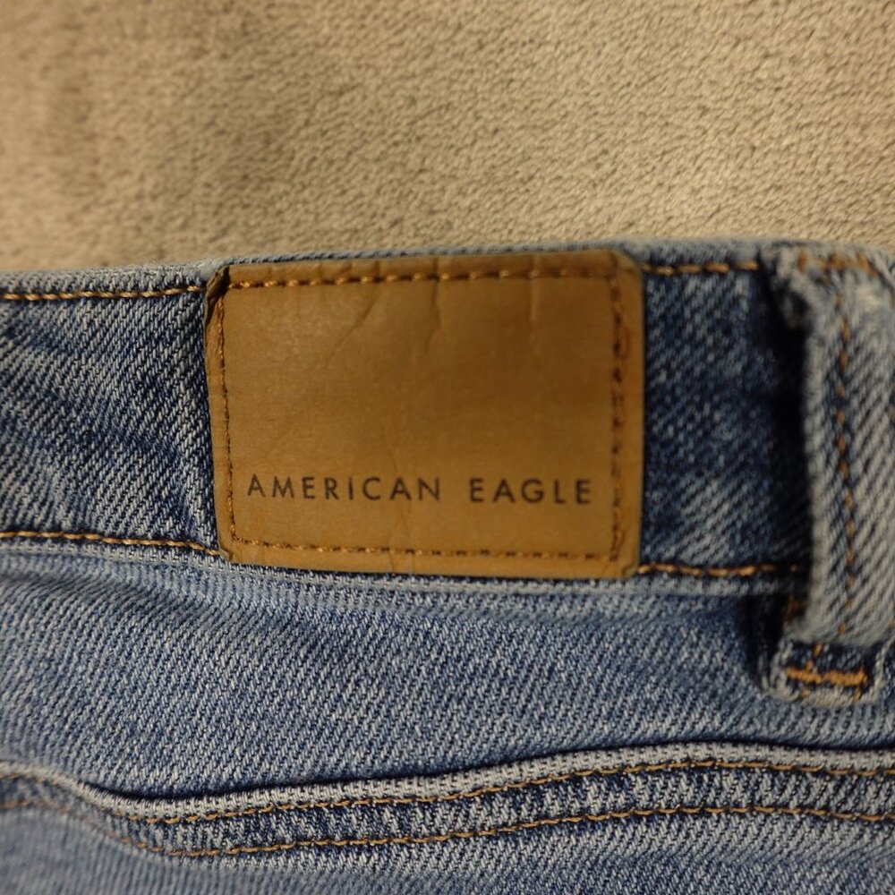 American Eagle Mom Jeans Stretch – Women’s Size‎ 12 Regular Light Wash Blue - Picture 10 of 13